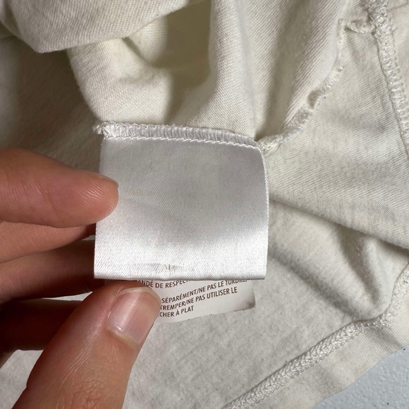 Gucci
T-shirt
MInternational
Very good condition
White, Cotton See measurements - Picture 9 of 9